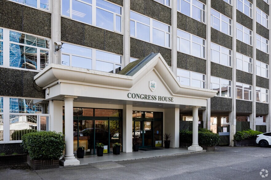 14 Lyon Rd, Harrow à louer - Photo du bâtiment - Image 2 de 2