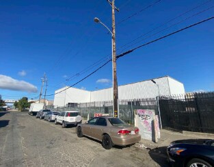 1217 48th Ave, Oakland, CA à vendre - Photo du bâtiment - Image 3 de 10