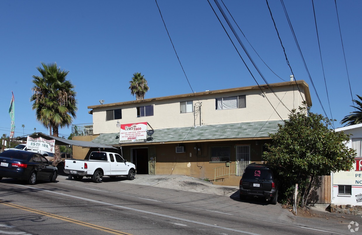 8614-8620 Troy St, Spring Valley, CA for lease Primary Photo- Image 1 of 26