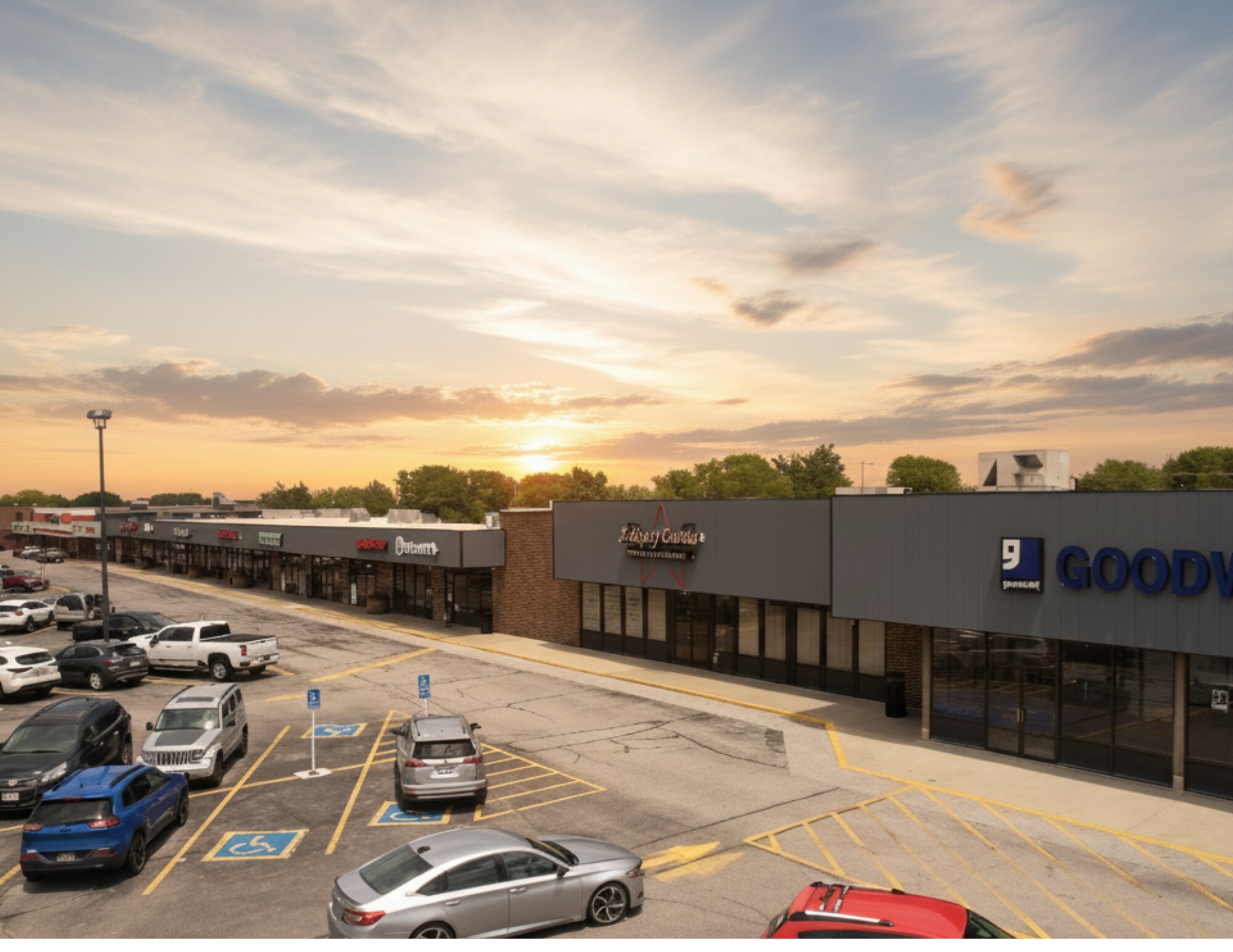 505 N Ankeny Blvd, Ankeny, IA for lease Building Photo- Image 1 of 11