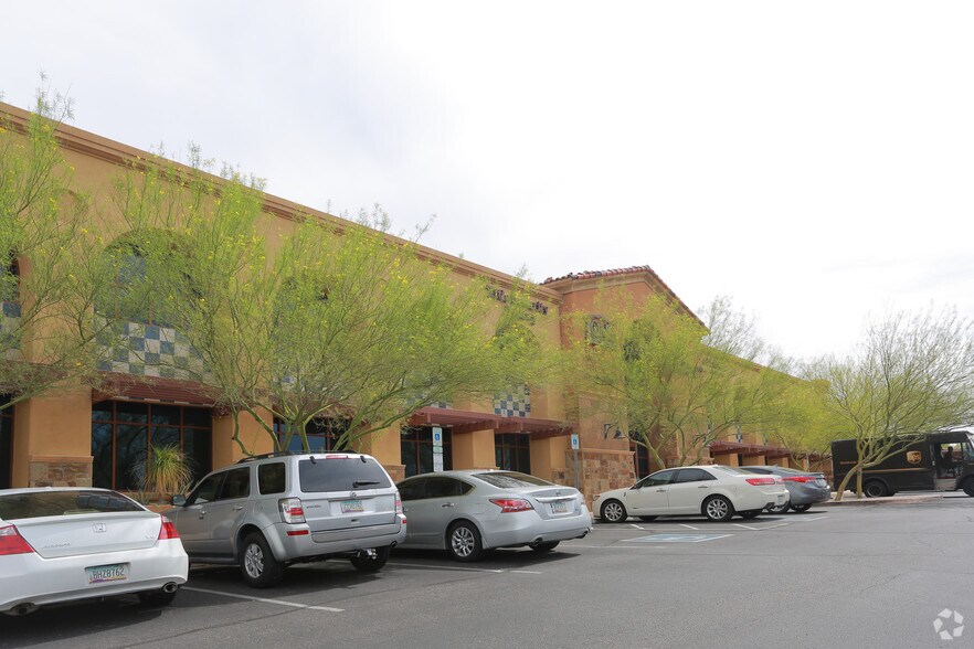 4051 E Sunrise Dr, Tucson, AZ for lease - Primary Photo - Image 2 of 6