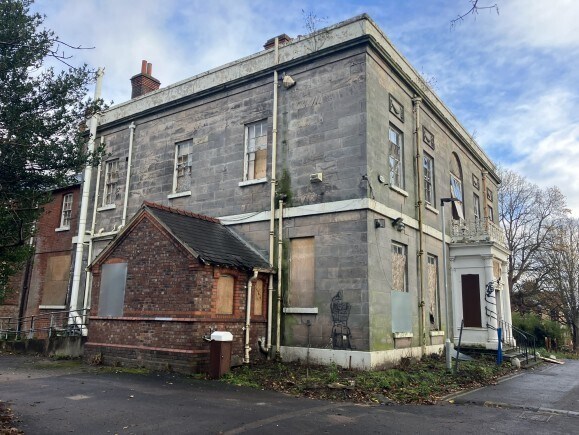 12 Hollins Close, Liverpool à vendre - Photo du bâtiment - Image 3 de 7