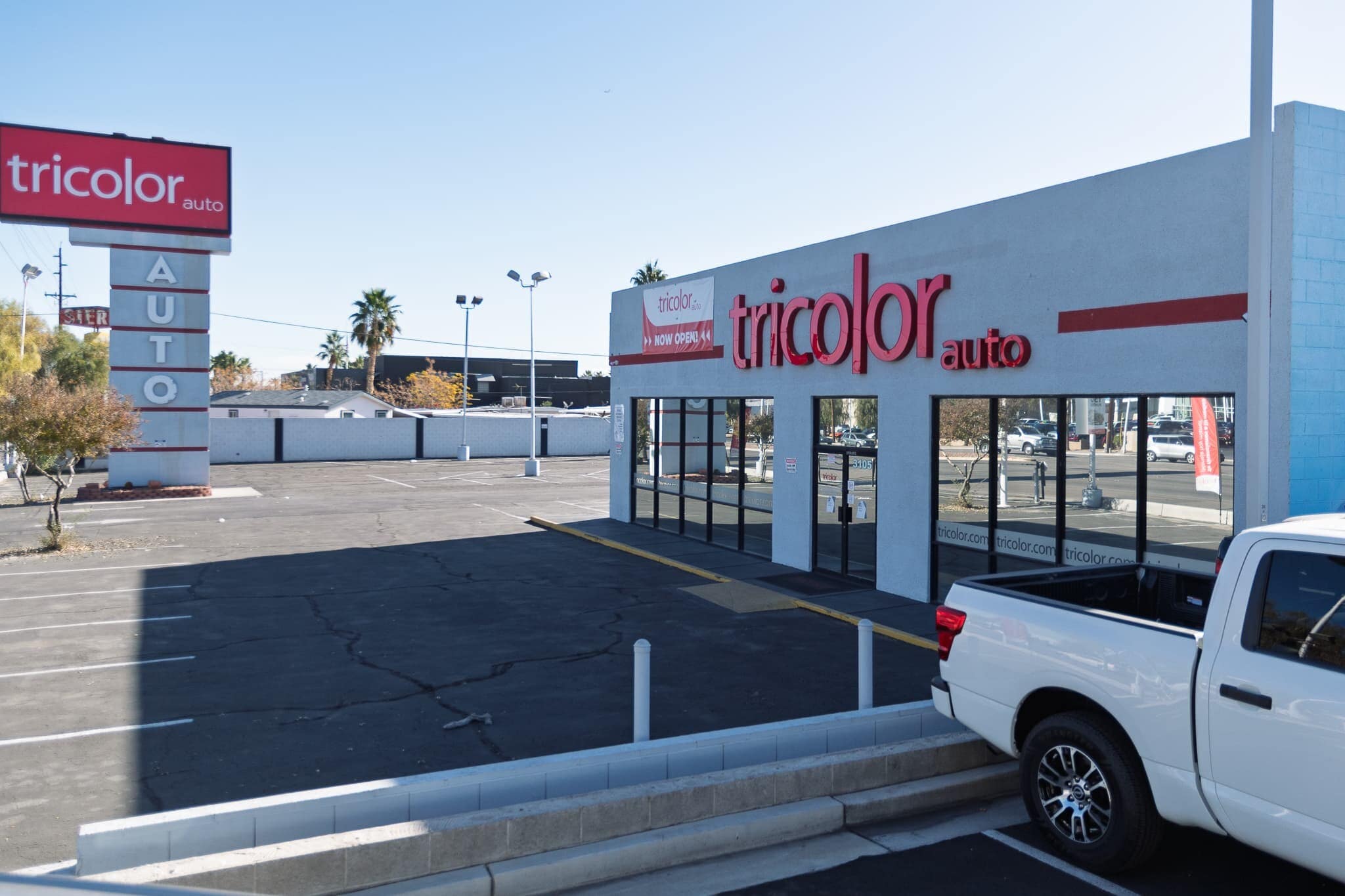 3105 E Sahara Ave, Las Vegas, NV for lease Primary Photo- Image 1 of 46