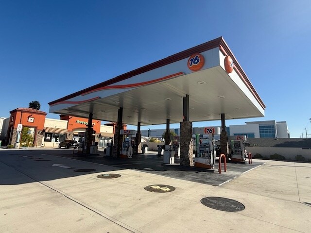 11295 Mulberry Ave, Fontana, CA à vendre Photo principale- Image 1 de 5