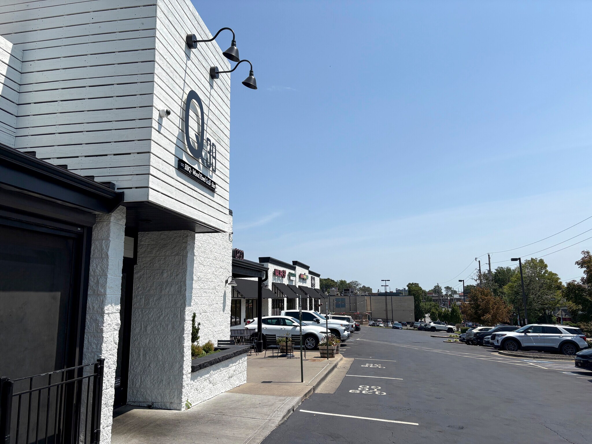 840-1002 W 39th St, Kansas City, MO for lease Building Photo- Image 1 of 5