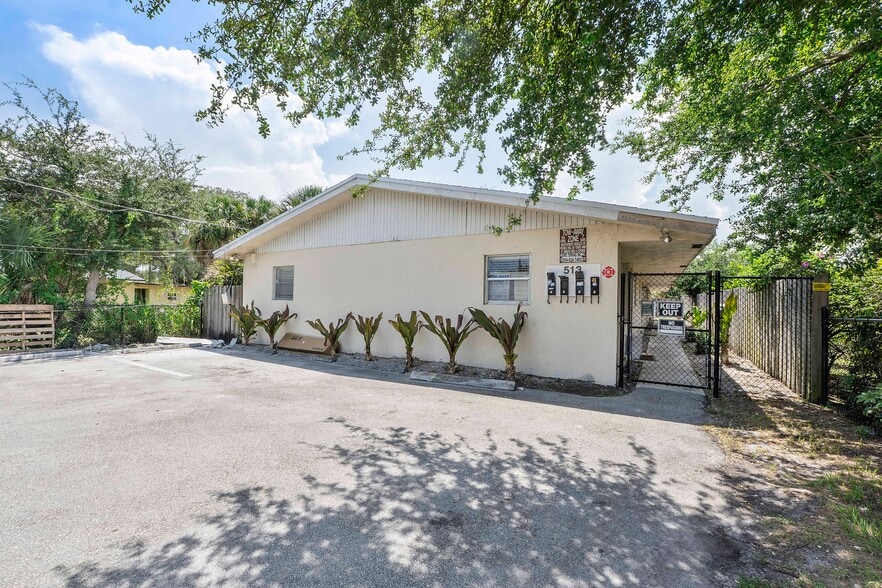 513 NW 22nd Ave, Fort Lauderdale, FL for sale - Building Photo - Image 1 of 9
