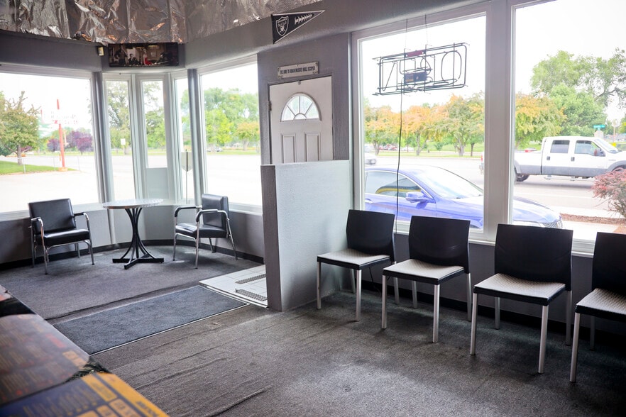 1116 Garrity Blvd, Nampa, ID for sale - Building Photo - Image 2 of 22