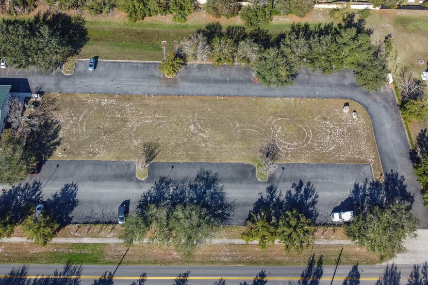 Lake Center #2, Mount Dora, FL à louer - Autre - Image 2 de 5