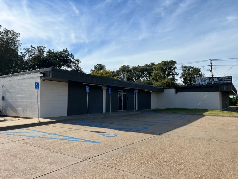 2766 Barksdale Blvd, Bossier City, LA for lease - Building Photo - Image 1 of 1