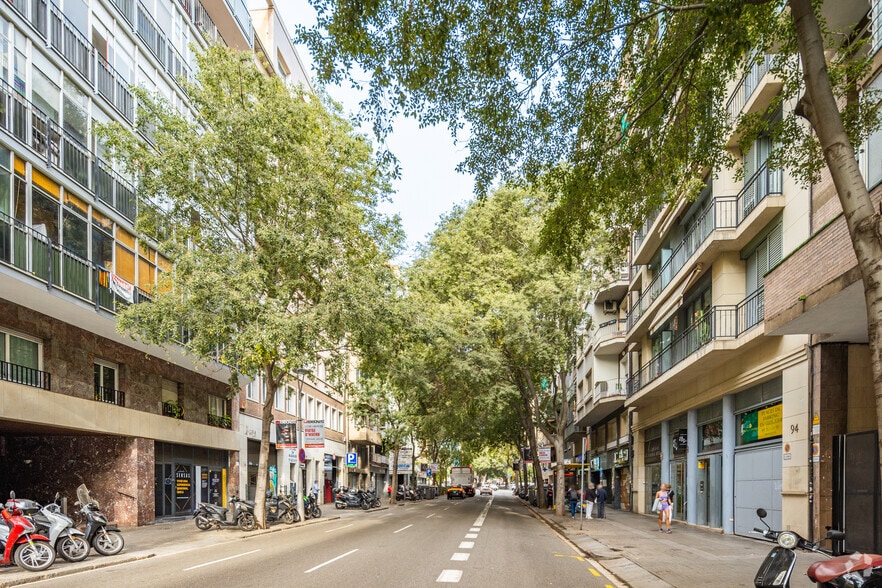Bureau dans Barcelone, Barcelona à louer - Photo du bâtiment - Image 3 de 4