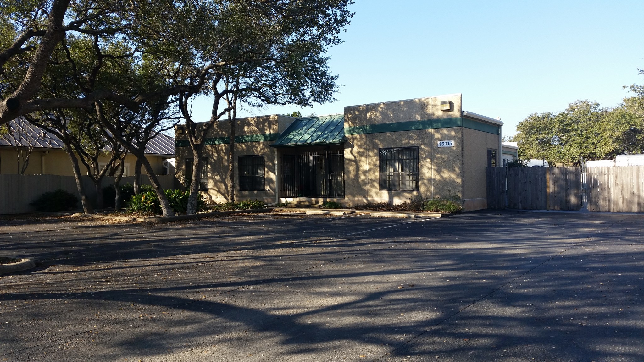 16015 University Oak, San Antonio, TX for lease Primary Photo- Image 1 of 21