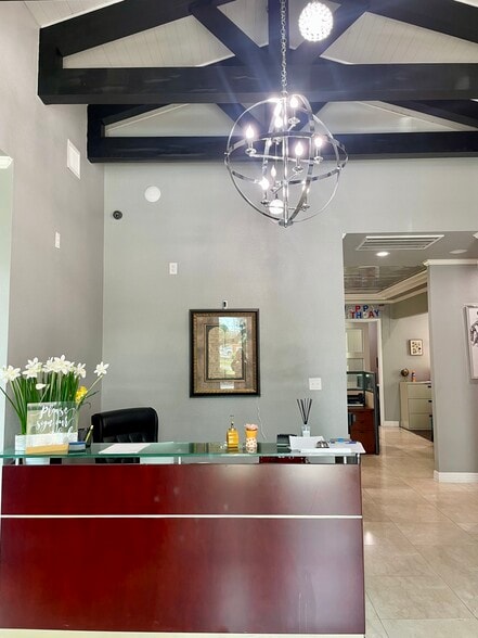 14603 Huebner Rd, San Antonio, TX for lease - Lobby - Image 2 of 16