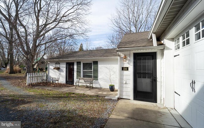 Plus de détails pour 405 Winchester Creek Rd, Grasonville, MD - Commerce de détail à louer