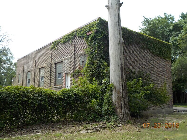 4822 Kennedy Ave, East Chicago, IN à vendre - Photo du bâtiment - Image 3 de 7