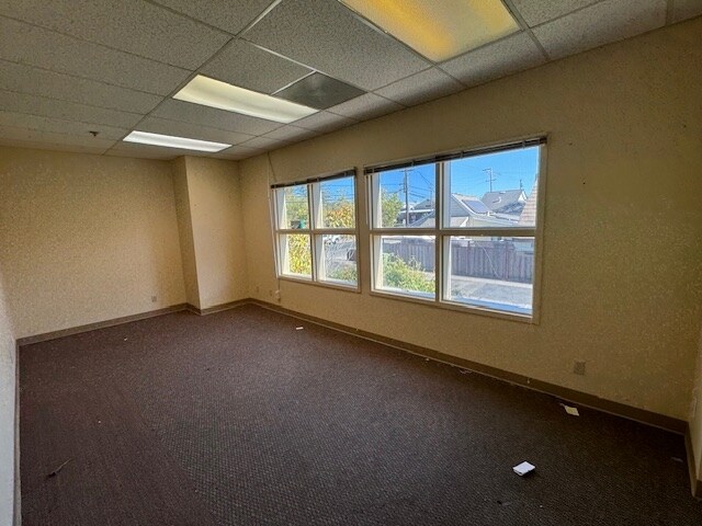 652 Petaluma Ave, Sebastopol, CA à louer - Photo du bâtiment - Image 2 de 36