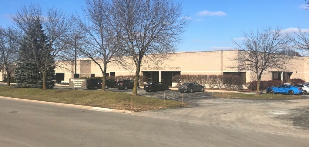 N8 W22350 Johnson Dr, Waukesha, WI for lease Building Photo- Image 1 of 4
