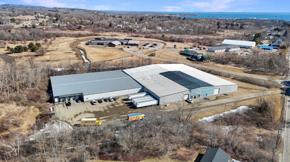 341 Park St, Rockland, ME à vendre - Photo du bâtiment - Image 2 de 8