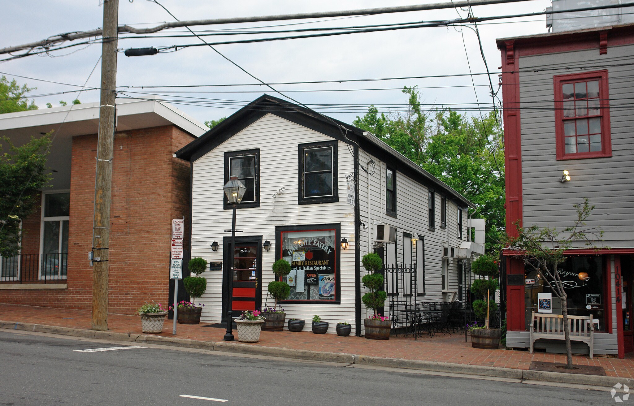 10416 Main St, Fairfax, VA à louer Photo principale- Image 1 de 3