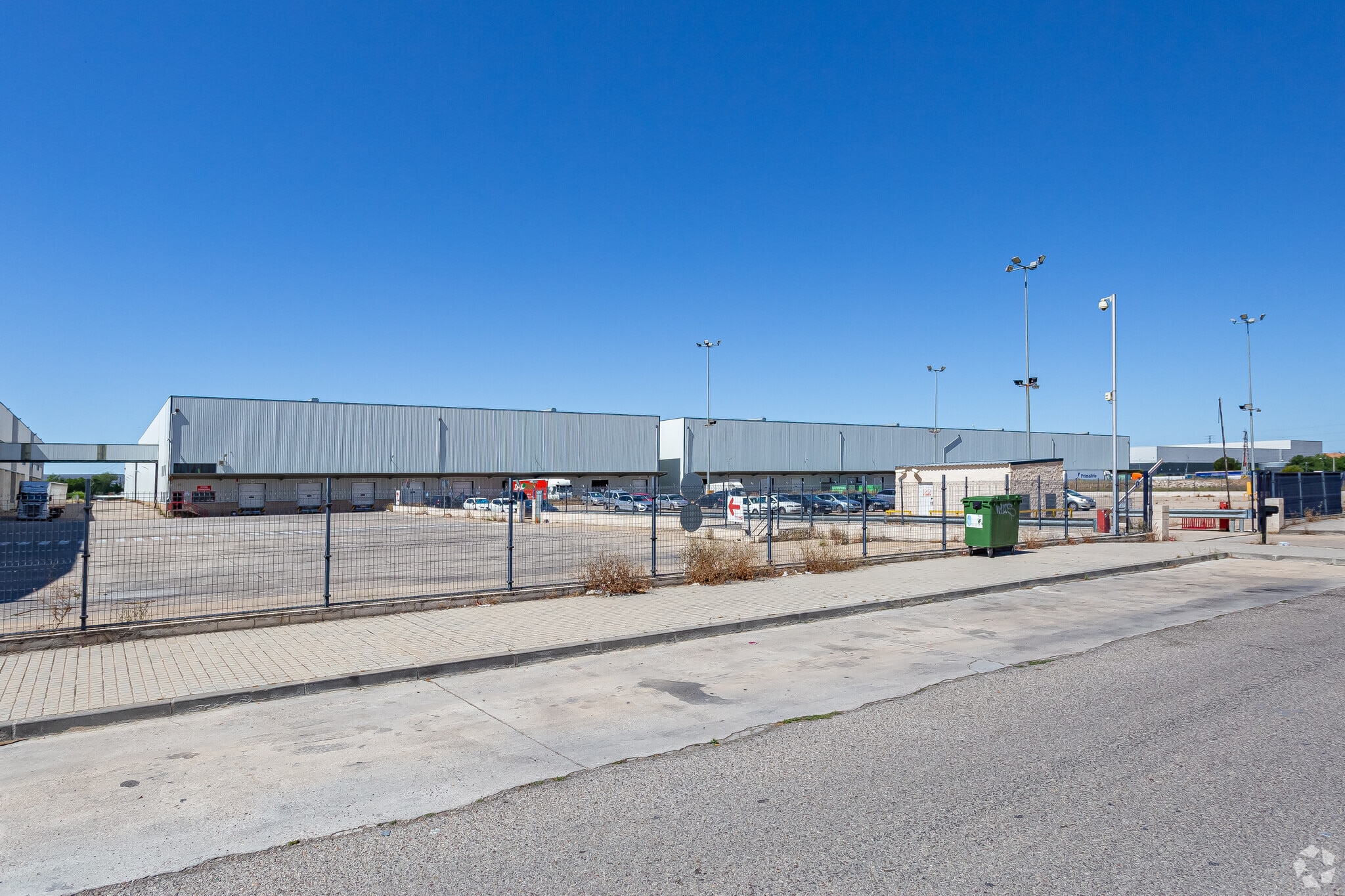 Industrial in Alovera, Guadalajara for lease Primary Photo- Image 1 of 3