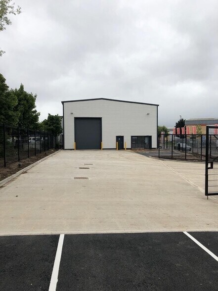 13 Great North Way, York à louer - Photo du bâtiment - Image 3 de 3