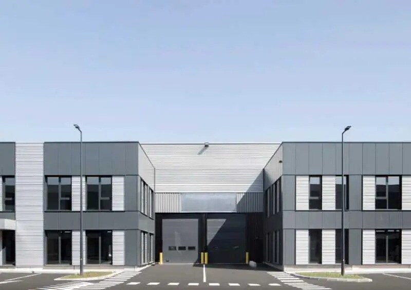 Flex dans Le Bourget à louer - Photo du bâtiment - Image 2 de 5