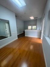 140 Beach City Rd, Hilton Head Island, SC for lease Interior Photo- Image 1 of 8