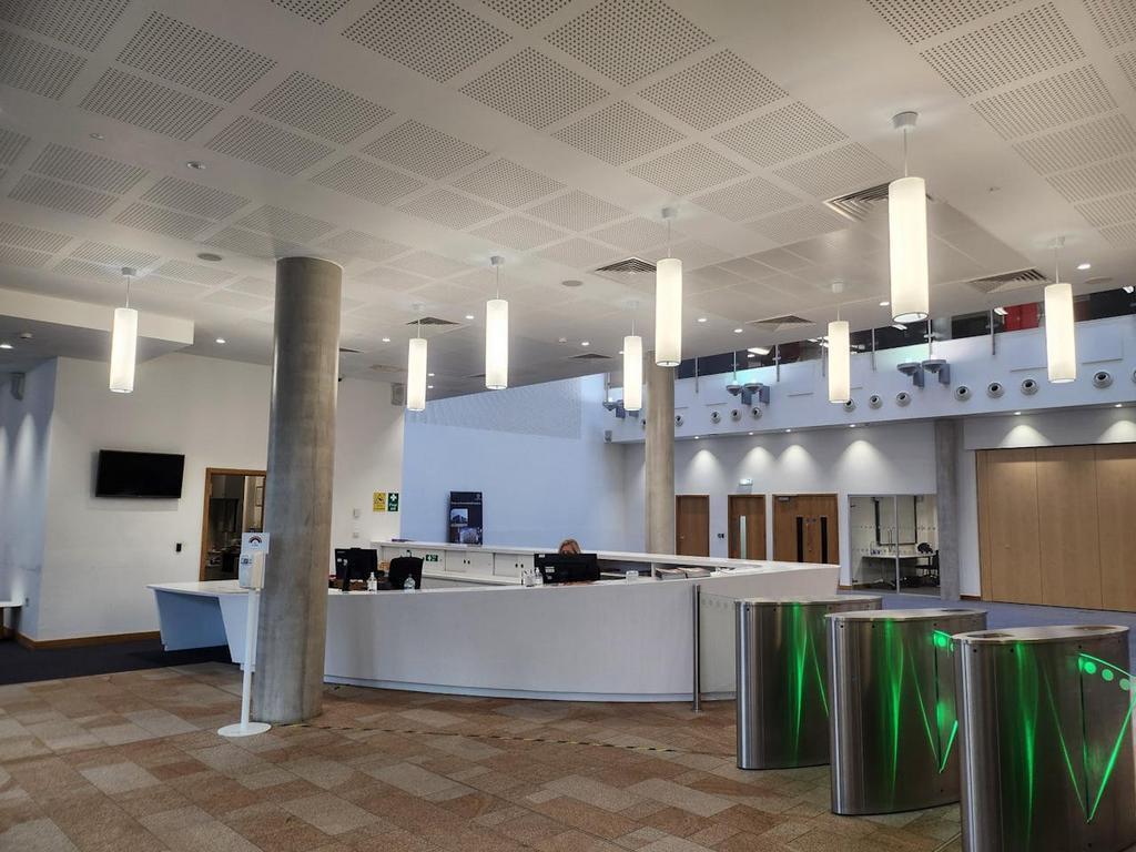 Marsh St S, Stoke On Trent for lease Interior Photo- Image 1 of 12