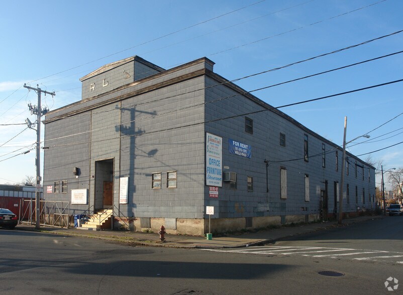 29 Bennett St, Lynn, MA à vendre - Photo du bâtiment - Image 2 de 8