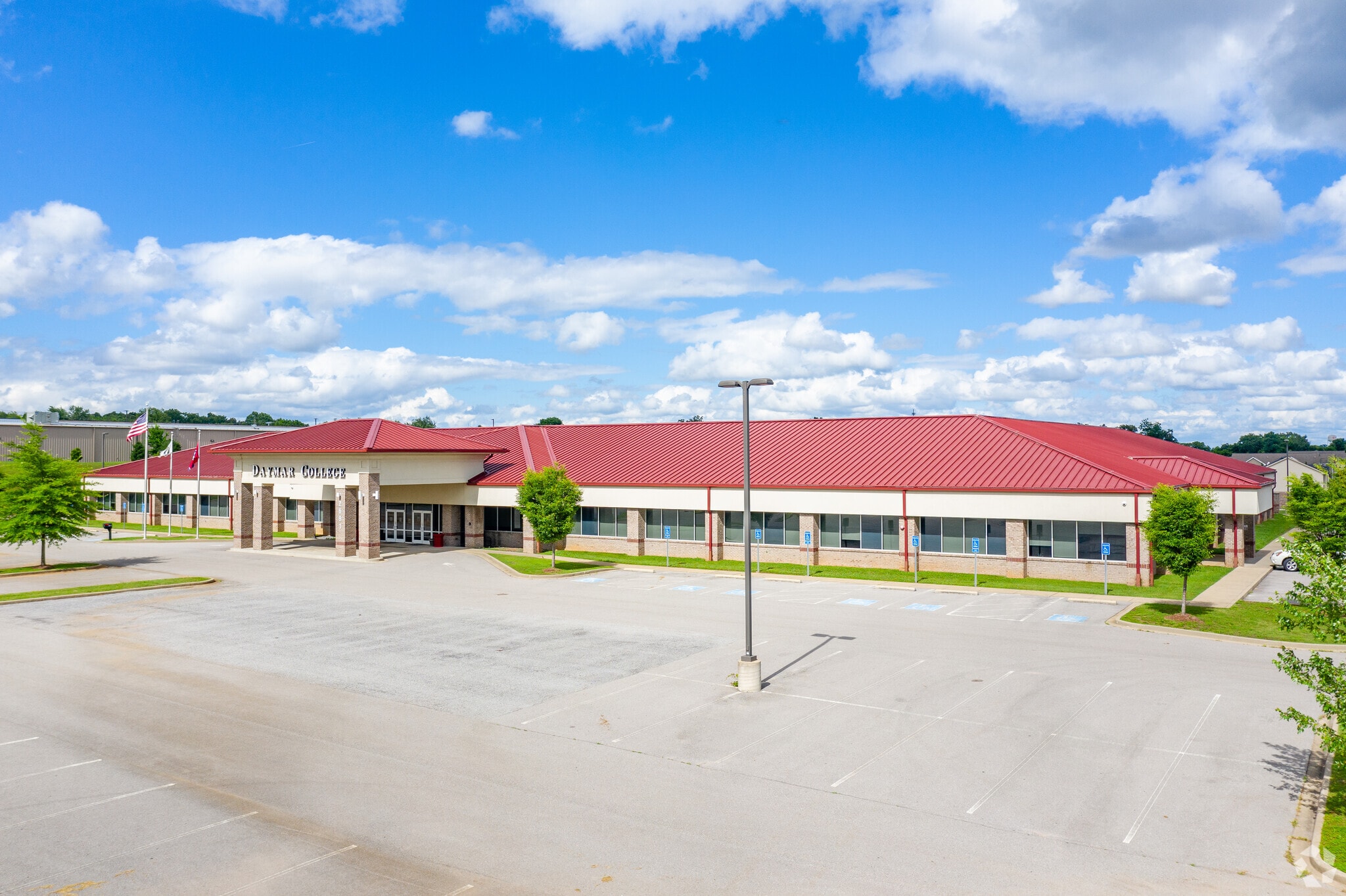 2691 Trenton Rd portfolio of 3 properties for sale on LoopNet.ca Building Photo- Image 1 of 5