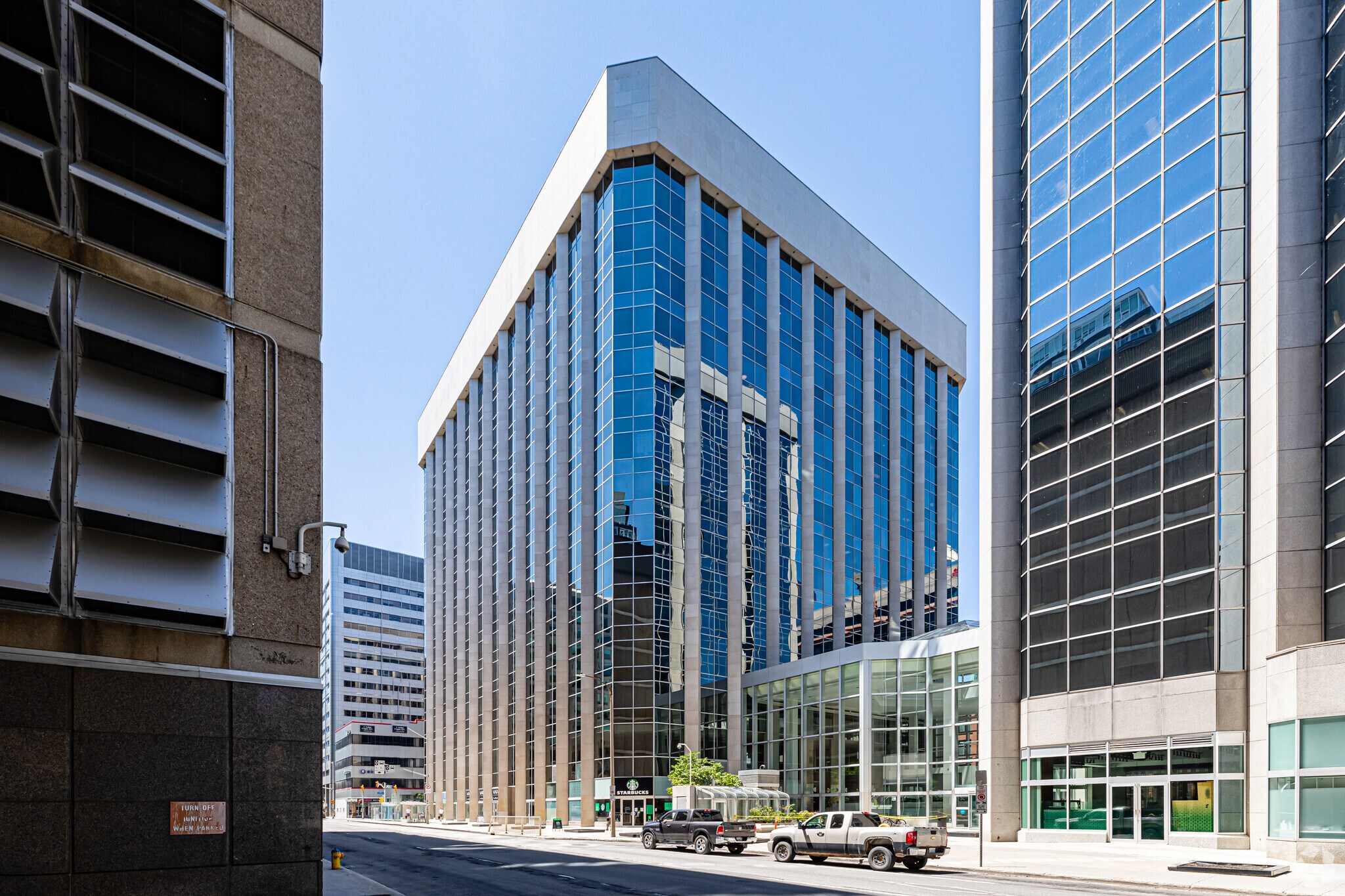 50 O'Connor St & 99 Bank St, Ottawa, ON à louer Photo du bâtiment- Image 1 de 17