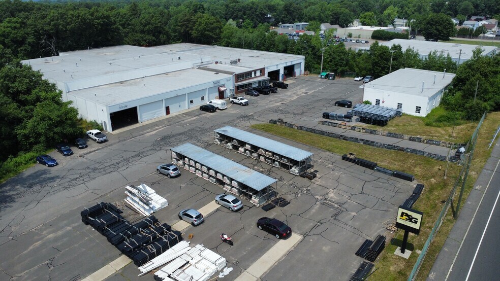 372 Pasco Rd, Springfield, MA à vendre - Photo du bâtiment - Image 3 de 27