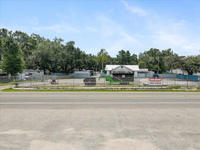 11309 E US Highway 92, Seffner, FL à vendre - Photo principale - Image 1 de 70