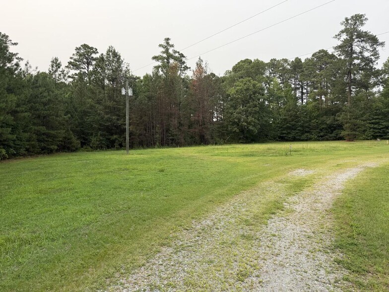 120 Allen rd, Jarratt, VA à vendre - Photo du bâtiment - Image 3 de 5