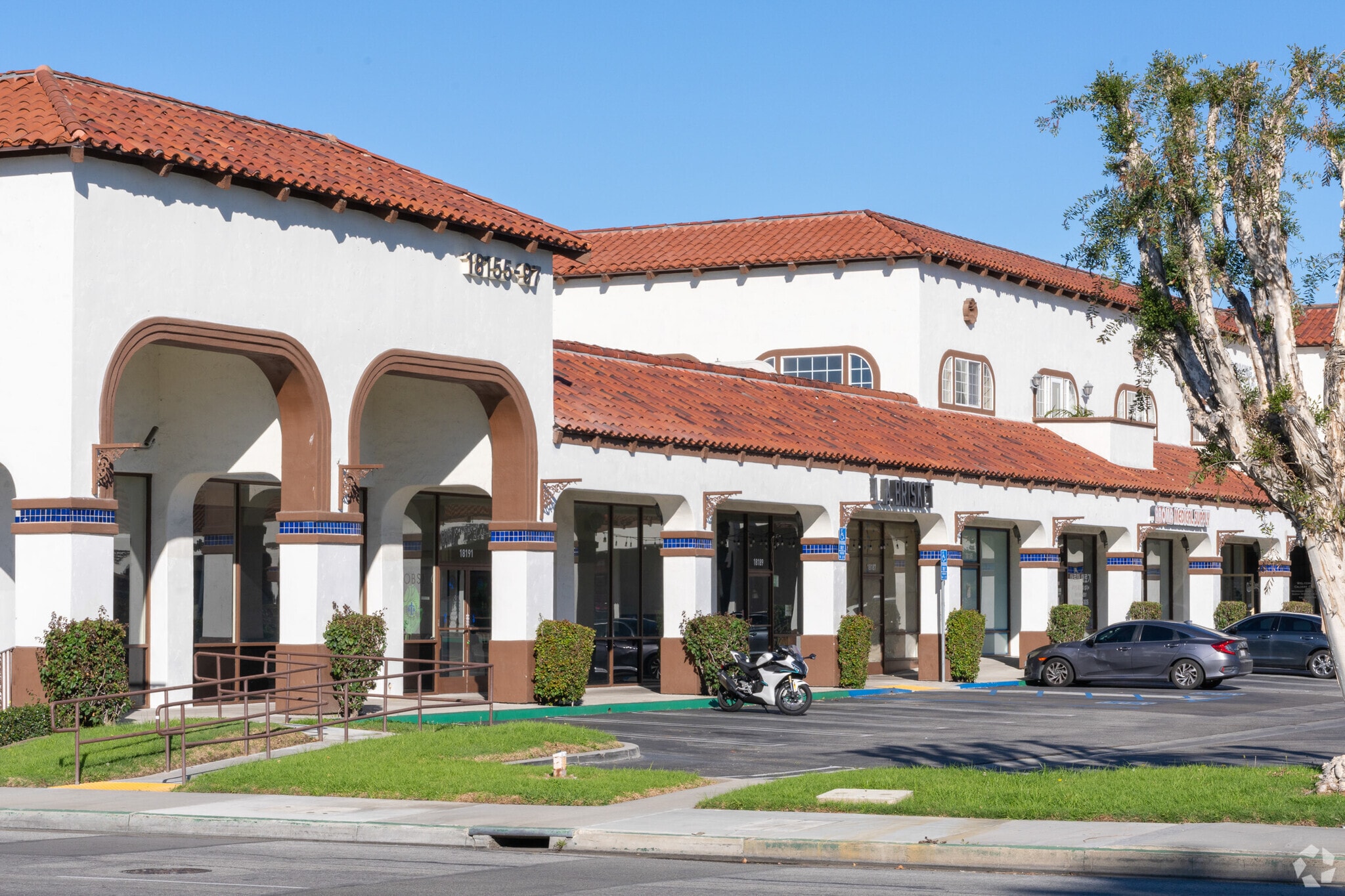 18155-18197 Pioneer Blvd, Artesia, CA for lease Primary Photo- Image 1 of 5