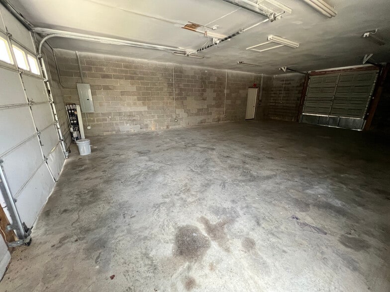 180 Screech Owl Rd, Moncure, NC for lease - Interior Photo - Image 2 of 5