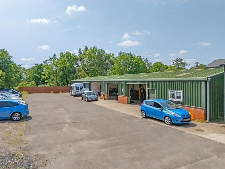 Flux's Ln, Epping à vendre - Photo du bâtiment - Image 2 de 56