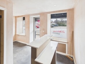107 Main St, Holytown for lease Interior Photo- Image 1 of 3