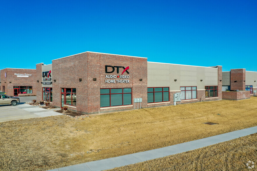 8435 Executive Woods Dr, Lincoln, NE for lease - Building Photo - Image 1 of 3