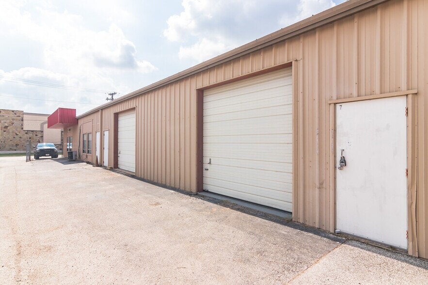 2602 Commerce St, Marble Falls, TX à louer - Photo du bâtiment - Image 3 de 3