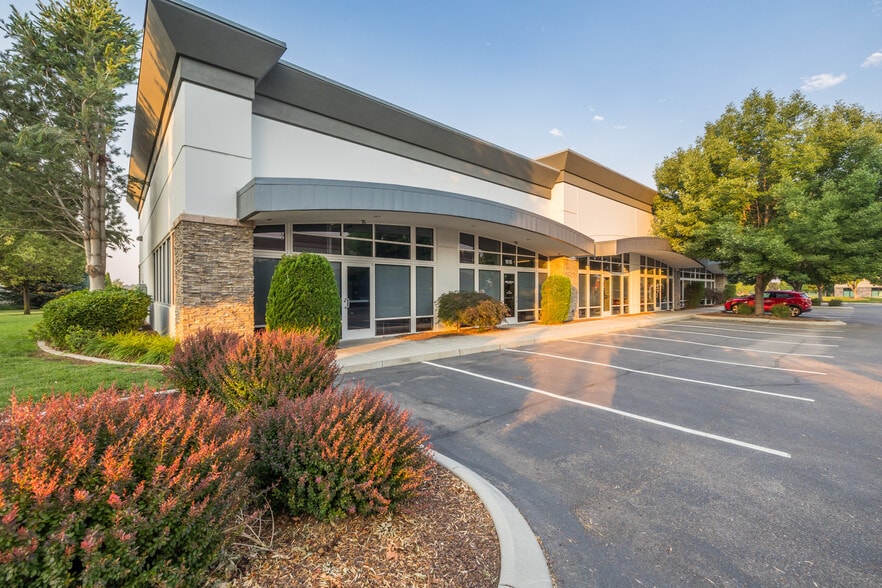 1620 S Topaz Way, Meridian, ID for lease - Building Photo - Image 2 of 3