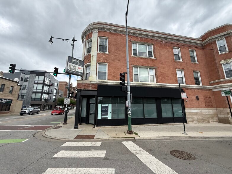 4401-4403 N Clark St, Chicago, IL à louer - Photo du bâtiment - Image 3 de 8