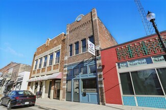 Plus de détails pour 164 E Jefferson St, Franklin, IN - Bureau à vendre