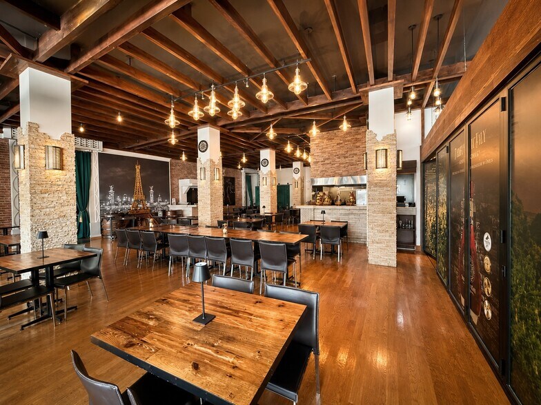 84 S 1st St, San Jose, CA à louer - Photo du bâtiment - Image 3 de 8