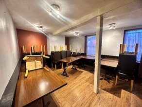 28 High St, Warminster à louer Photo intérieure- Image 1 de 2