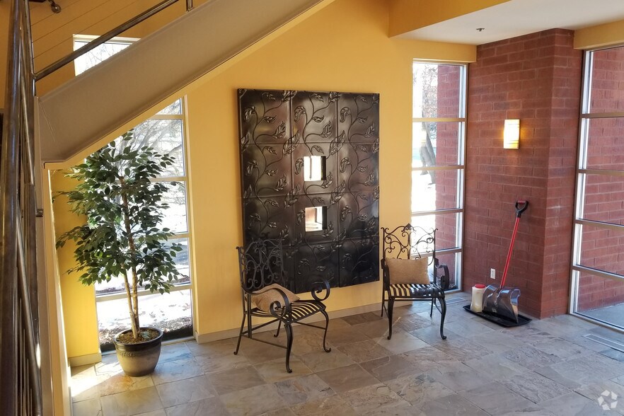 6200 Baker Rd, Eden Prairie, MN à louer - Photo du bâtiment - Image 2 de 5