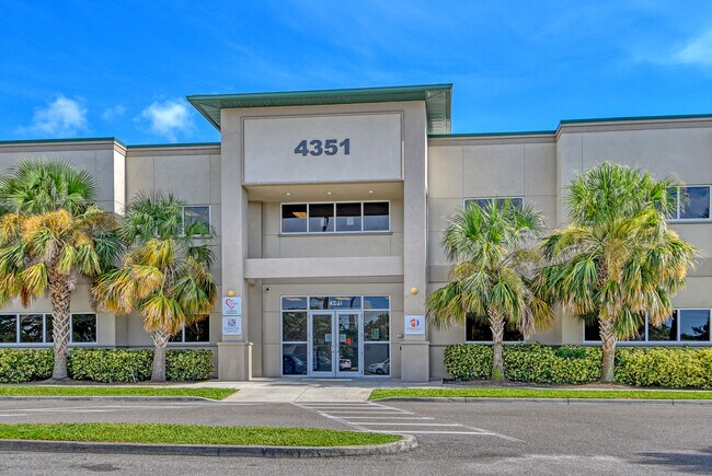 Plus de détails pour 4351 Cortez Rd, Bradenton, FL - Bureau à vendre