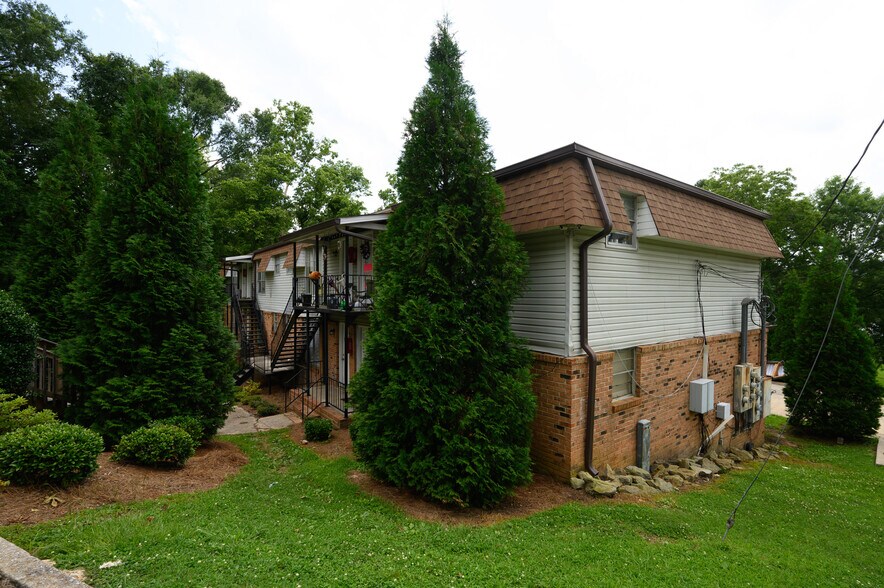 100 Pinson Pl, Birmingham, AL à vendre - Photo du bâtiment - Image 3 de 15