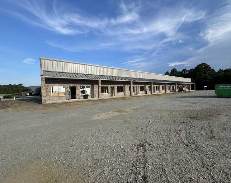 570 Meadow Summit Dr, Sunset Beach, NC for lease - Building Photo - Image 2 of 3