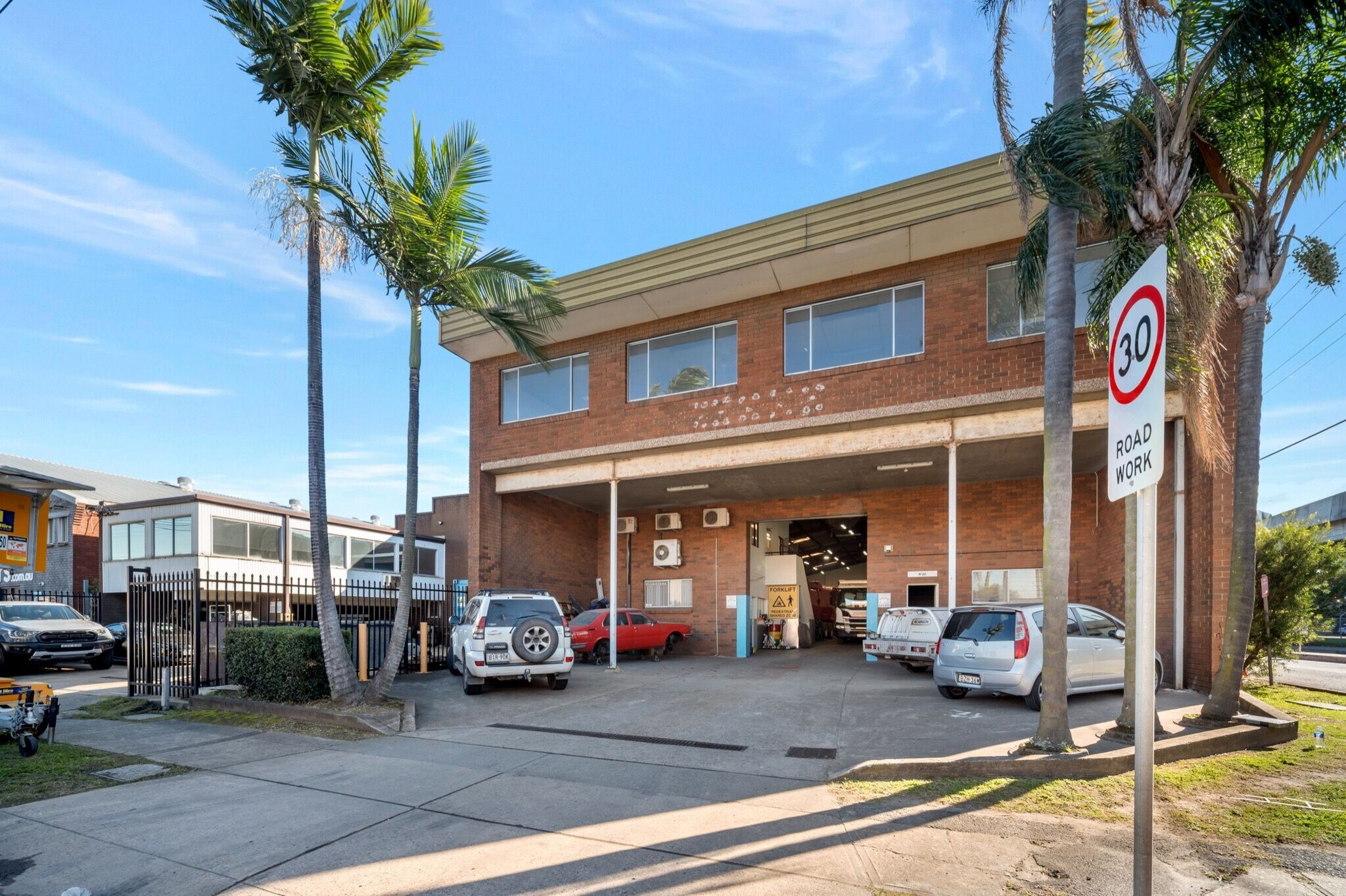 20 Wentworth St, Clyde for lease Building Photo- Image 1 of 8