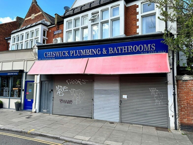60 Southfield Rd, London for lease - Building Photo - Image 3 of 3